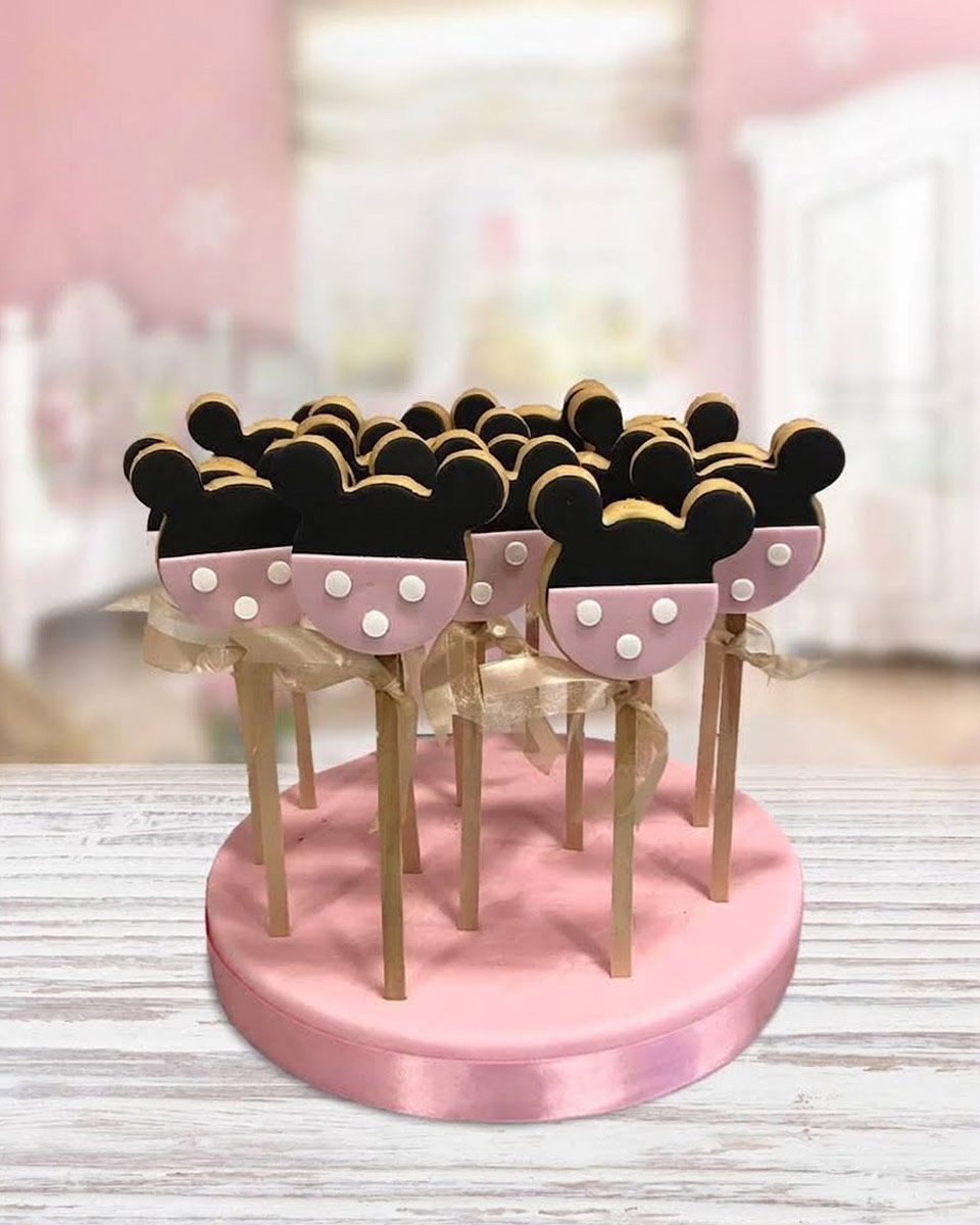 Mickey Mouse Şekilli Kurabiye