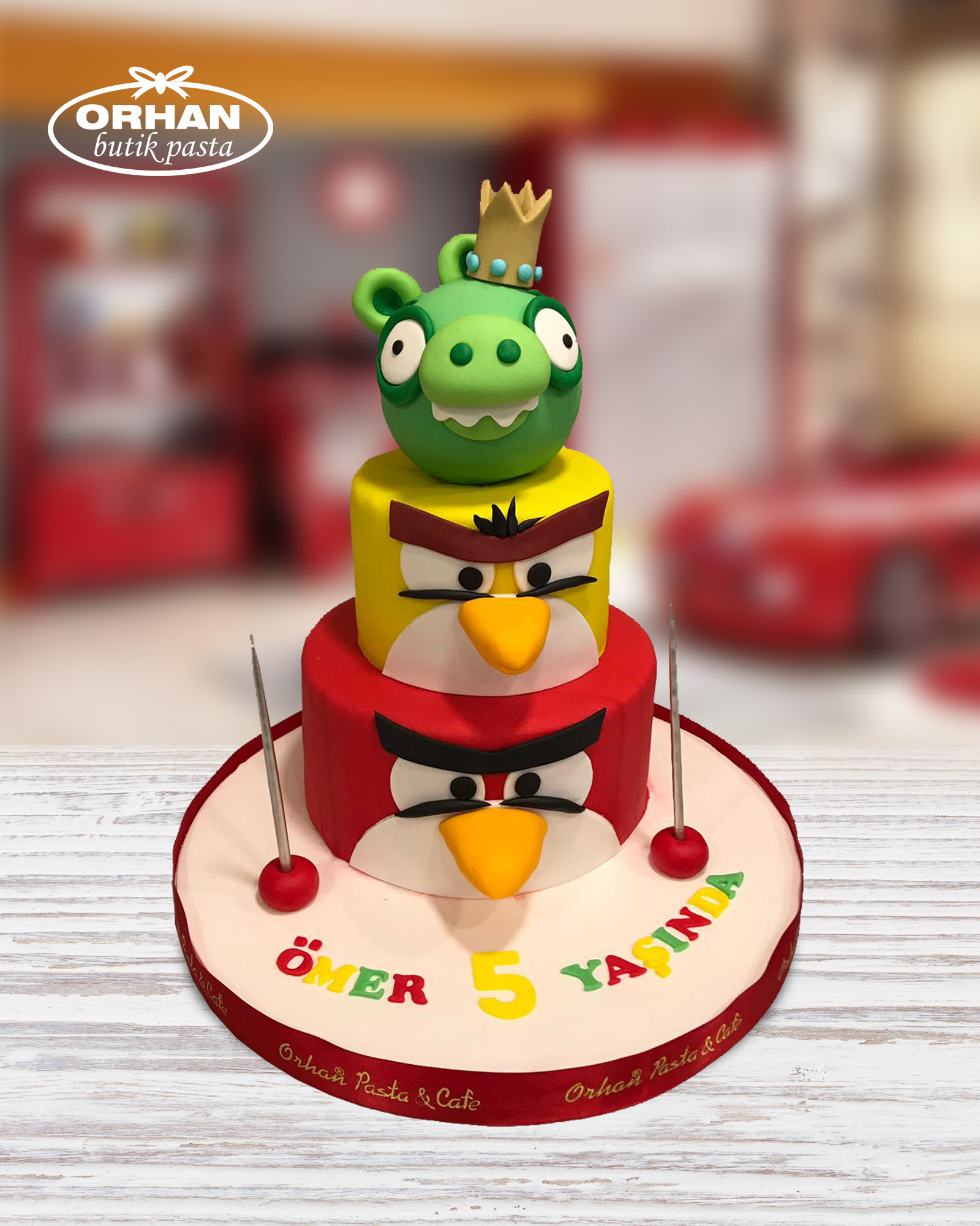 Angry Birds Temalı Doğum Günü Pastası
