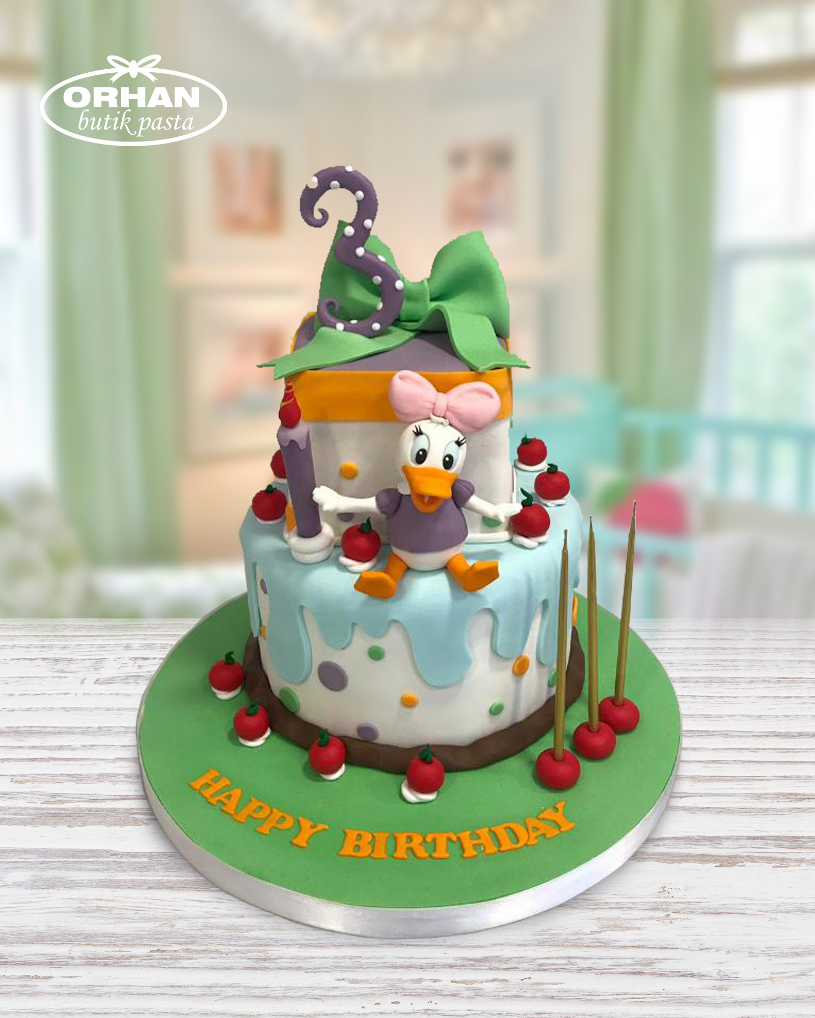 Happy Daisy Duck Doğum Günü Pastası