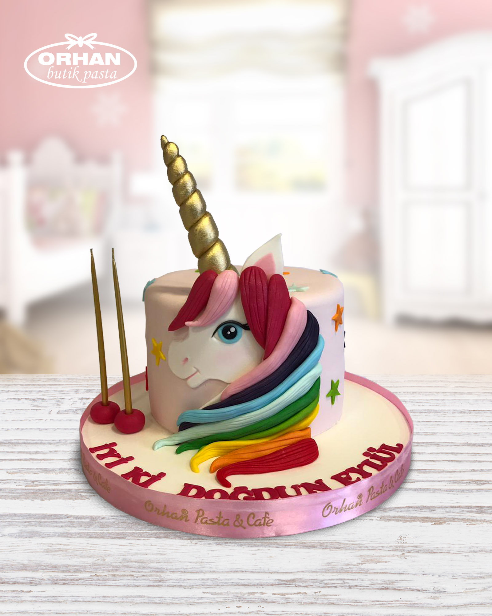 Unicorn Rainbow Doğum Günü Pastası