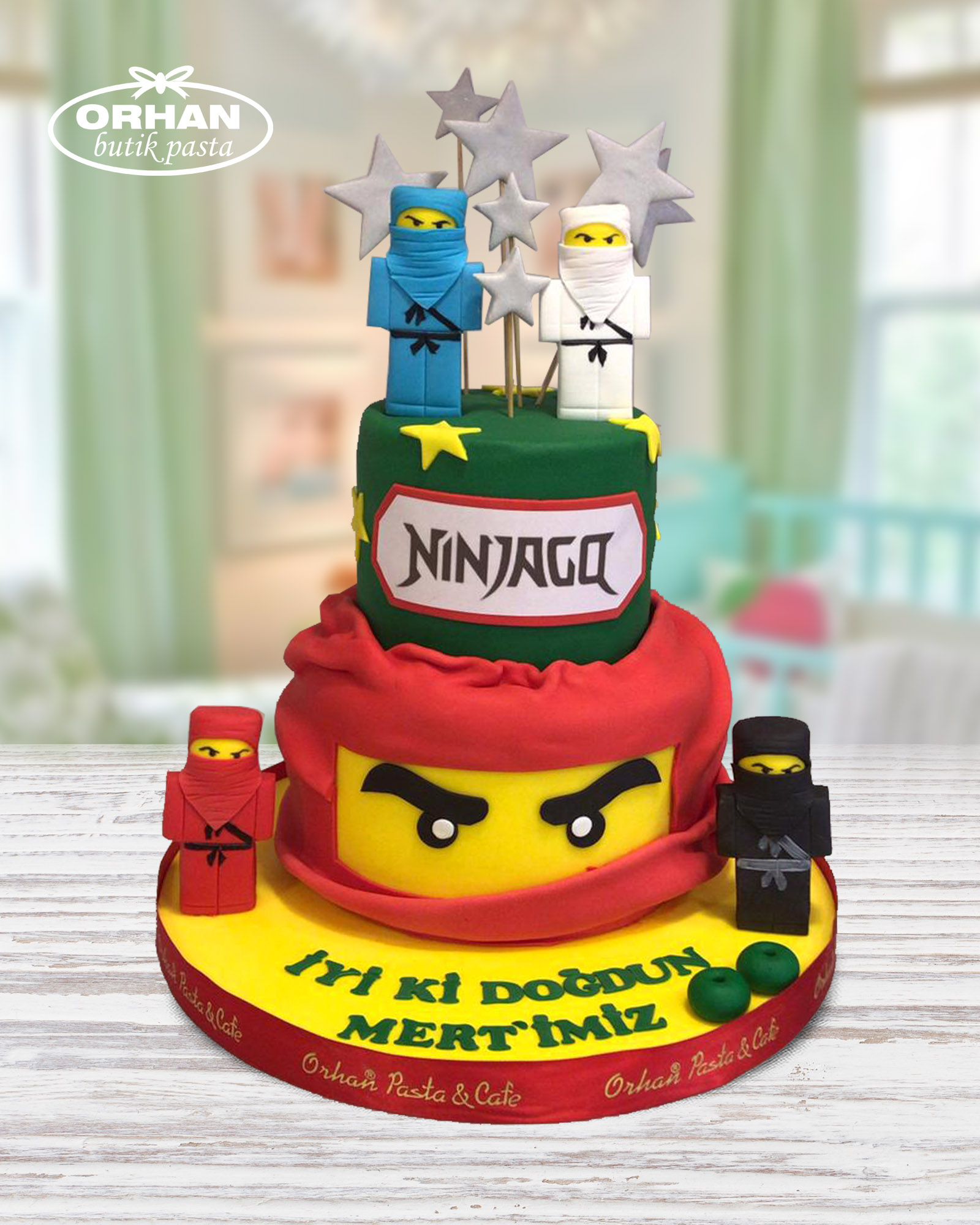 Ninjago Temalı Doğum Günü Pastası