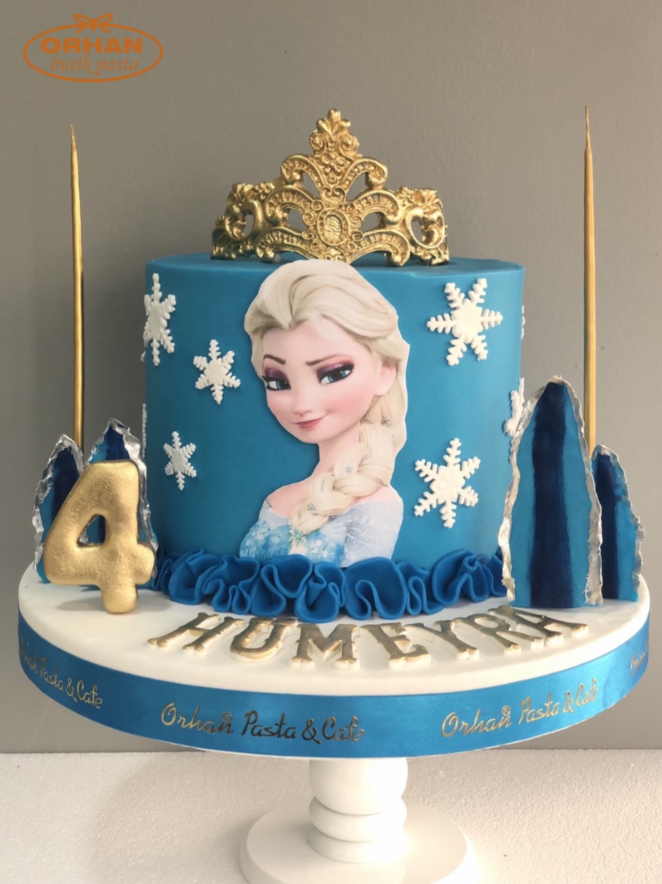 Kraliçe Elsa Pastası